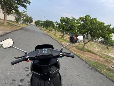 Metro E8S bike