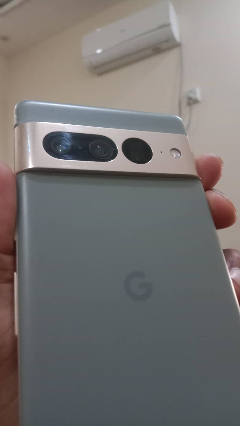 Google Pixel 7 Pro 0