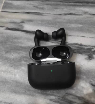 new pro2 earbuds in black clour