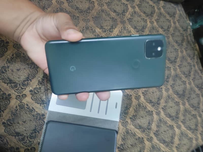 Google Pixel 5a 3