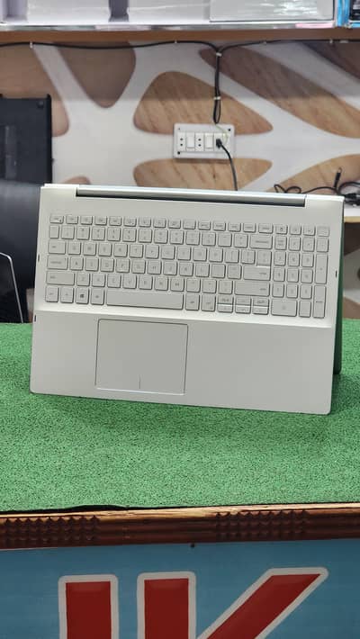 Dell insprion 7951 2 in 1 i7 10th generation Touch and flip 15.6