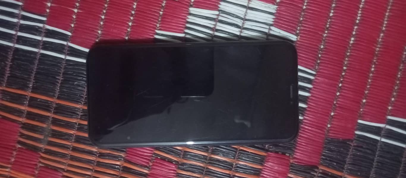 Apple iPhone XS 0