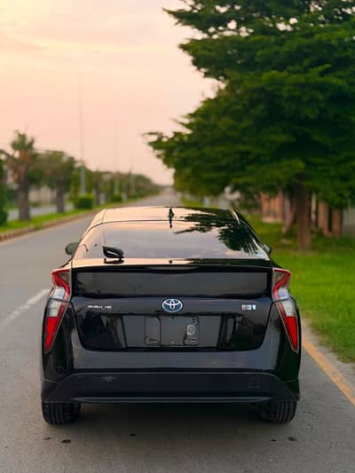 Toyota Prius hybrid New Shape