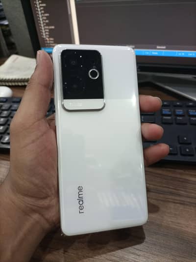 Realme GT 6