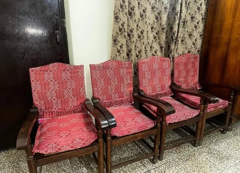 Chairs Set 3