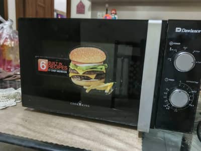 microwave oven