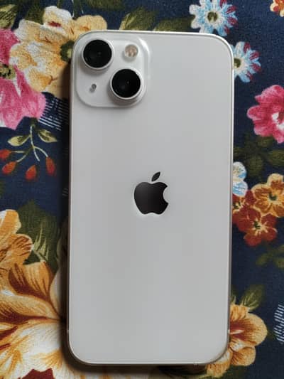 Apple iPhone 13