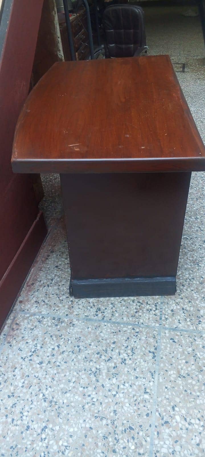 office table 2/4 2