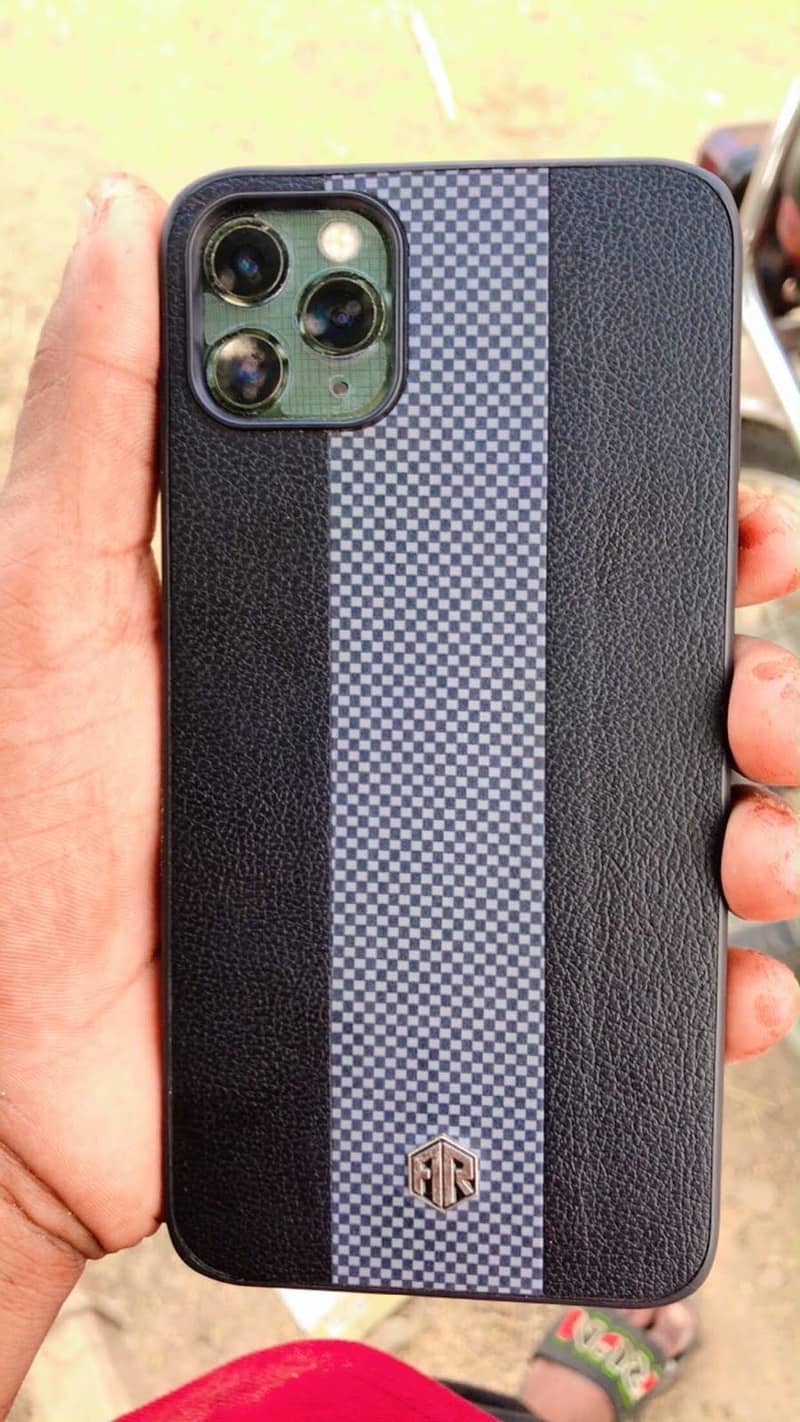 Apple iPhone 11 Pro Max 1