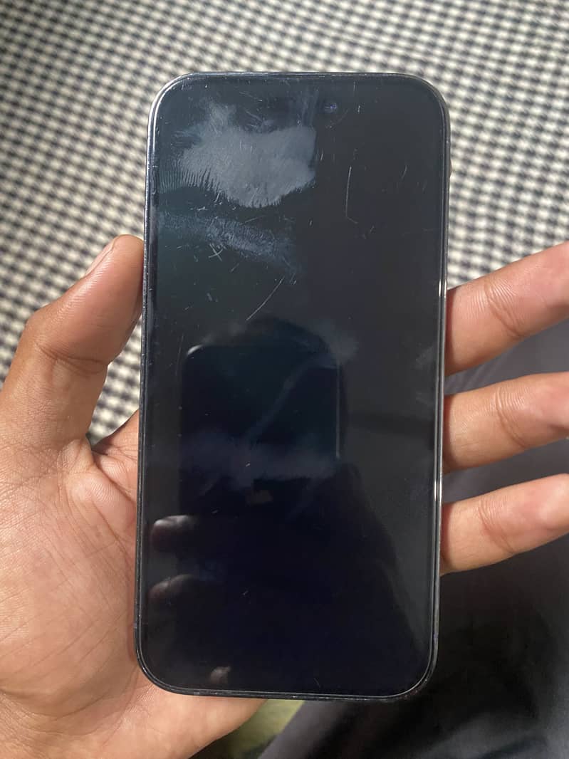 Apple iPhone 14 Pro 3
