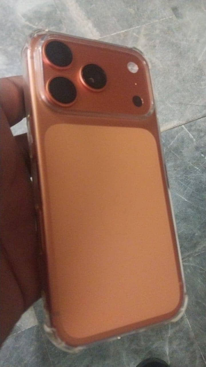 Apple iPhone 17 Pro 1