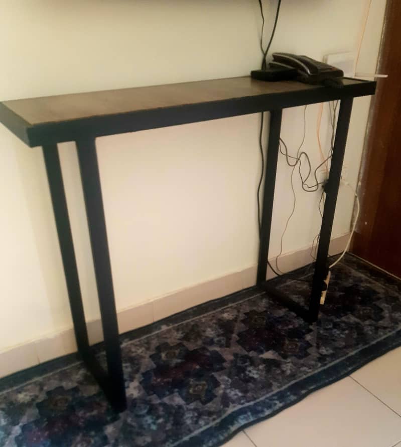 Console 1