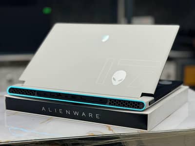 Alienware M17 R2 RTX 3080ti 16gb i9 12900HK DDR5 Ram 64 GB 4tb