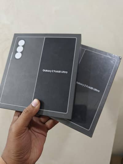 Samsung Z Fold 8 Ultra