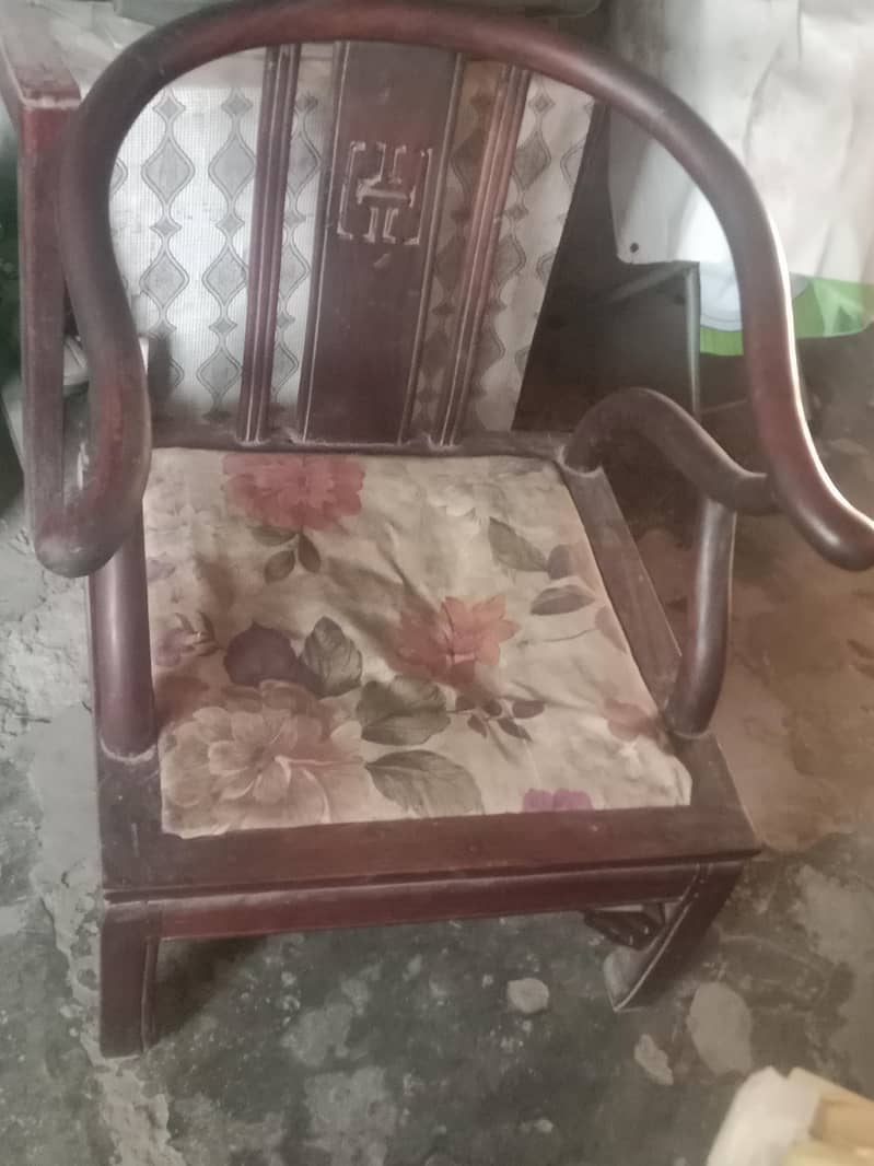 two single sofa set useable 0