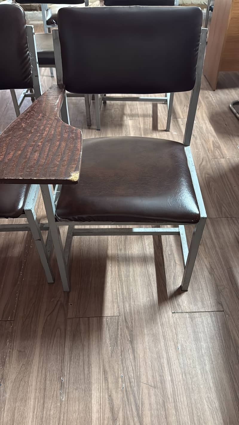 Chairs 0