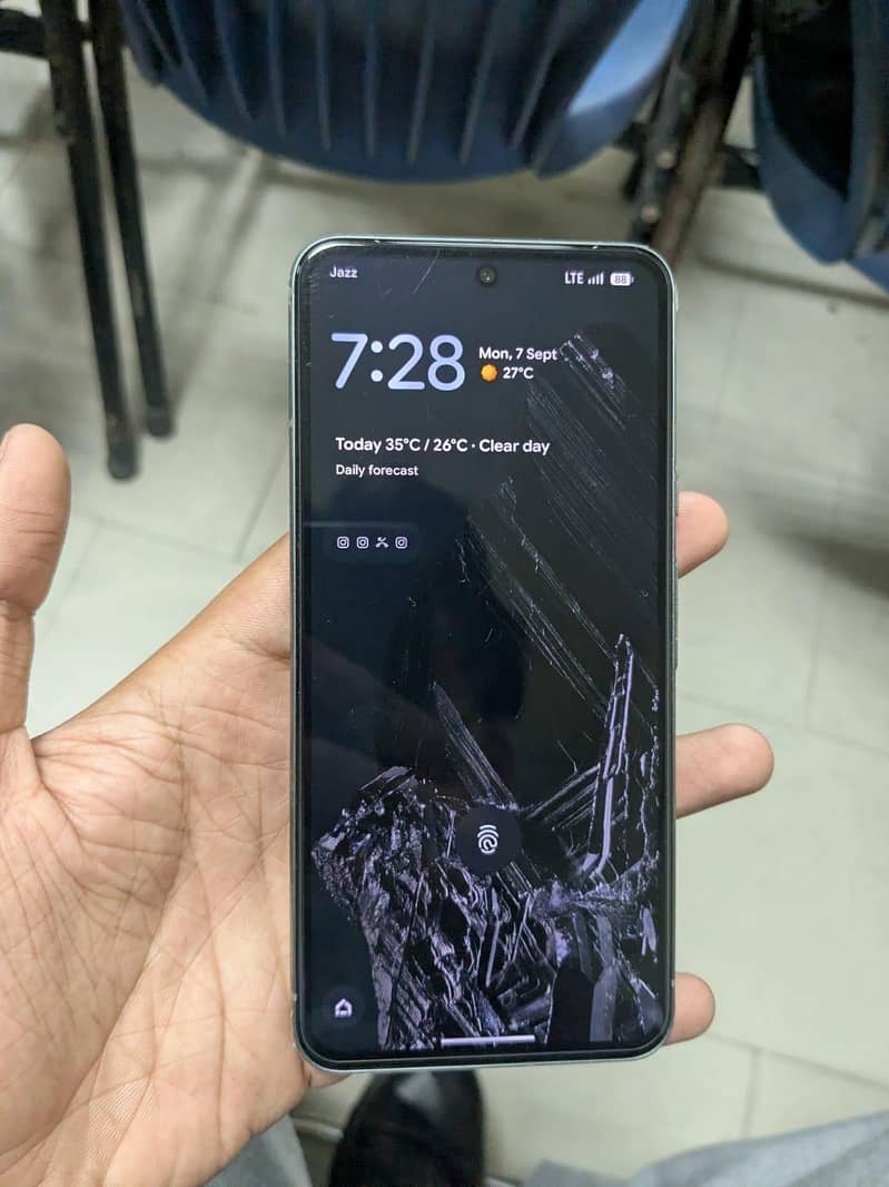 Google Pixel 8 1