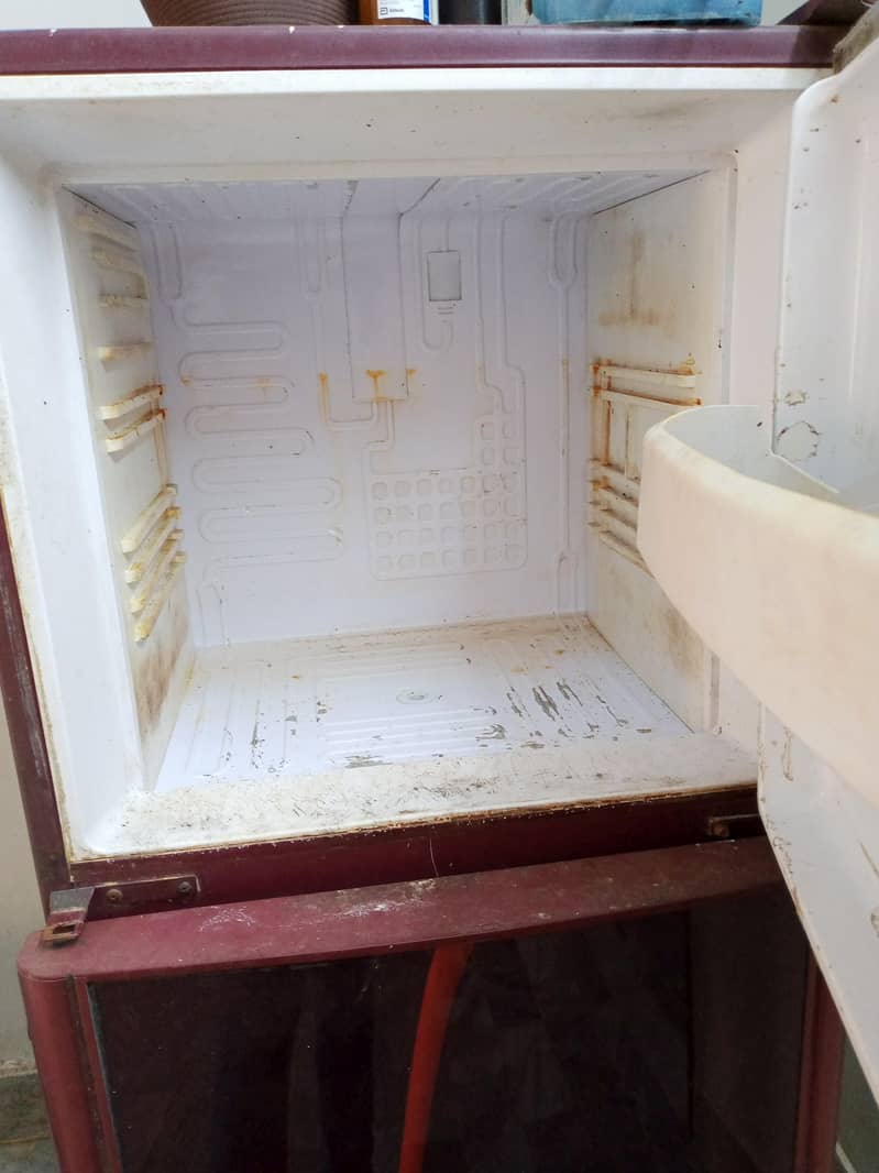 Frig 2 door 1