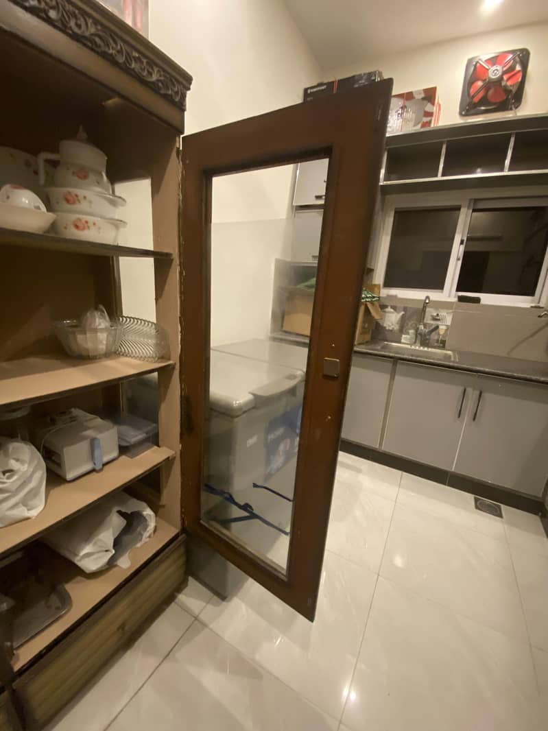 King size Bed / side Tables / Dressing Table / 5