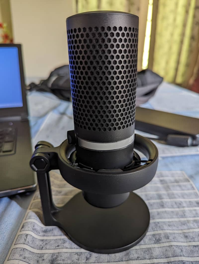 Hyperx Duocast mic 4