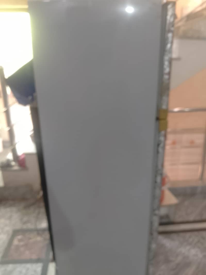 fridge 8