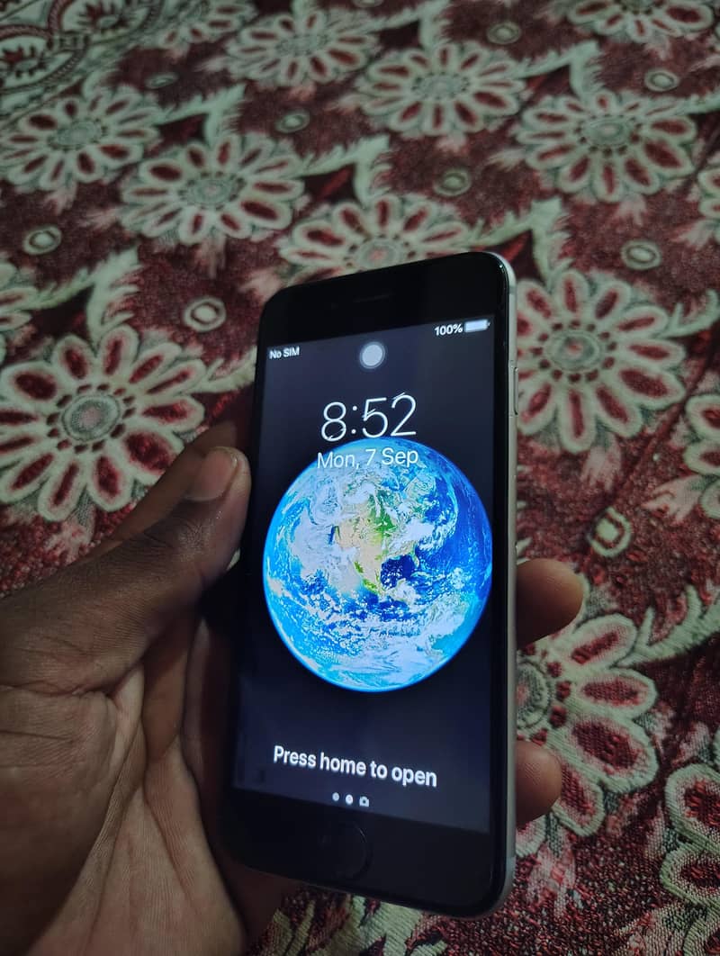 Apple iPhone 6 1
