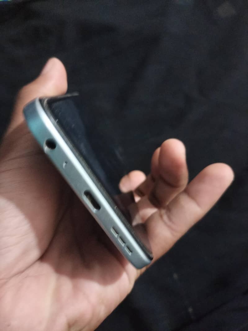 Tecno Spark 40 2