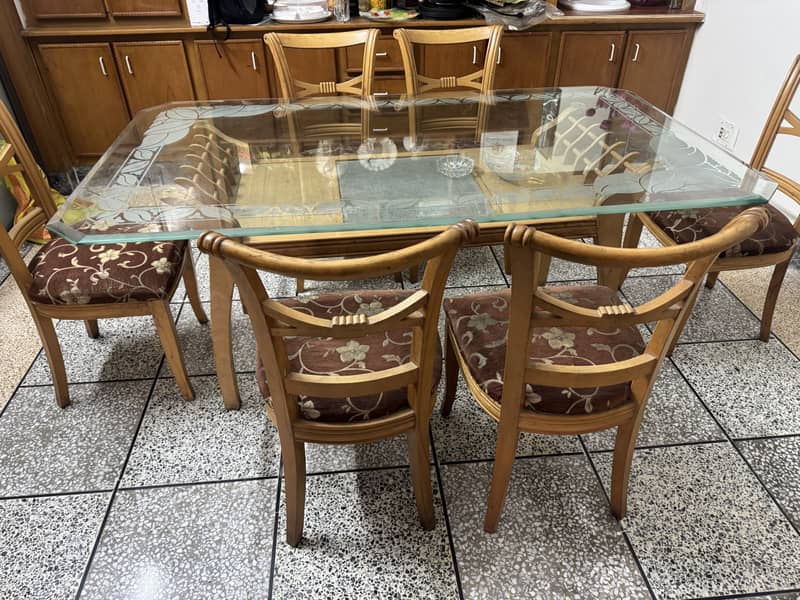 Dining Table 0