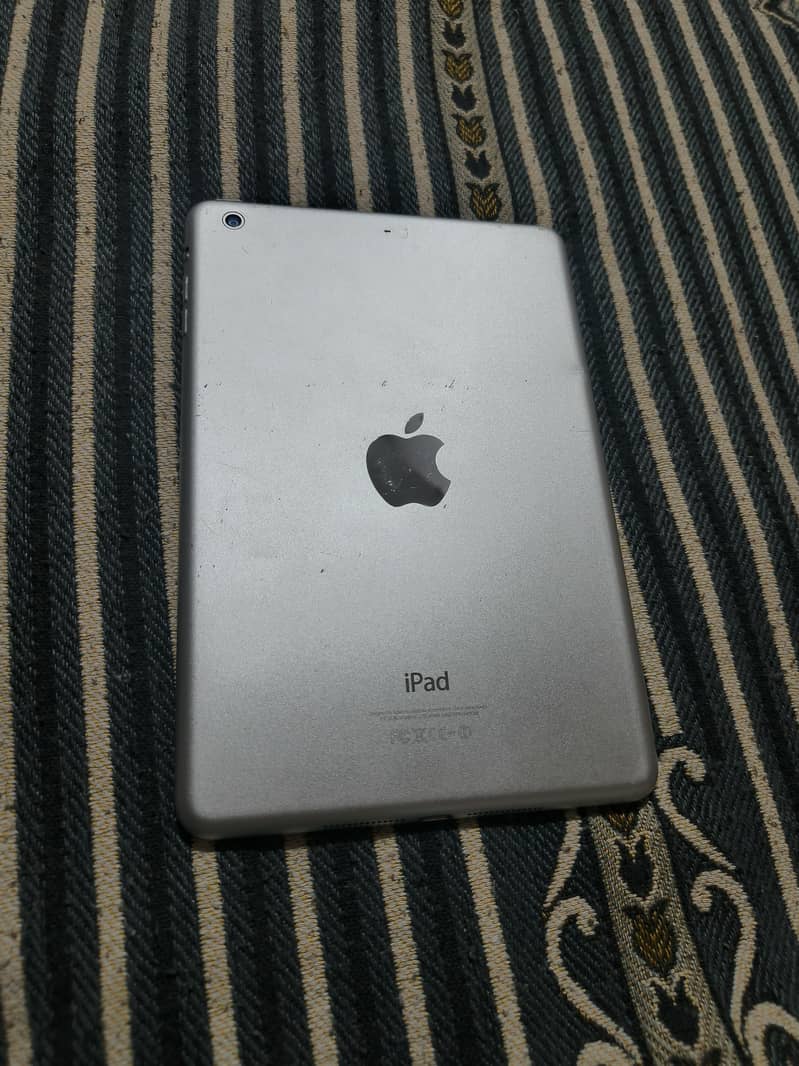 ipad mini 2 1