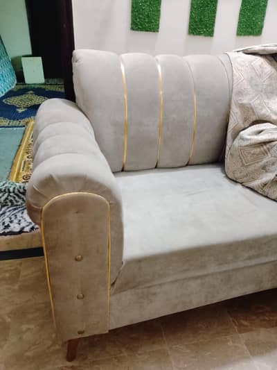 5 seater sofa sat