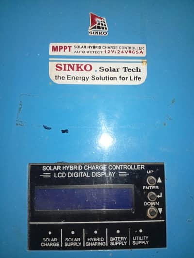 Sinko MPPT solar hybrid charge controler 65 Amp