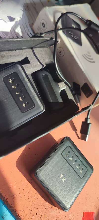 X1 wireless microphone