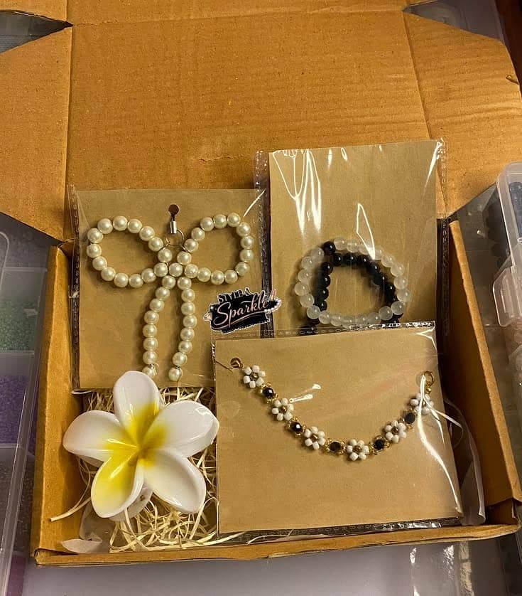 Gift box  Limited  OFFER 2