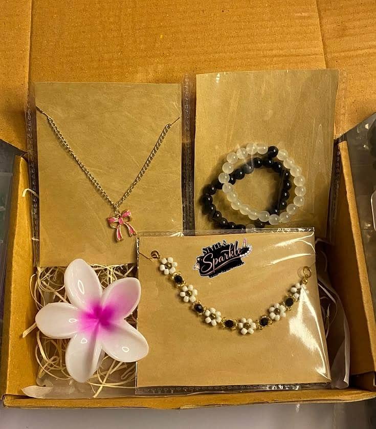 Gift box  Limited  OFFER 5