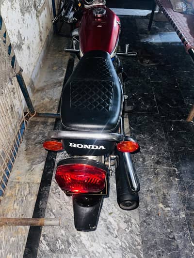 bike bilkol saf ha kisi kisam ka koi masla nhi