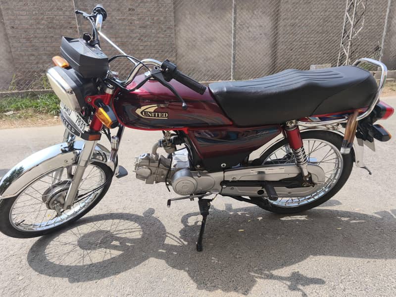 United 70cc 3