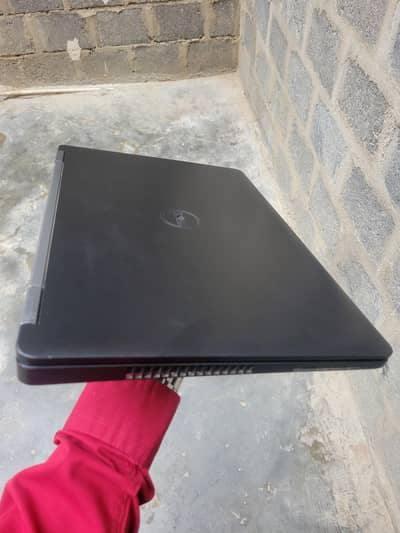 Dell Latitude 5570
