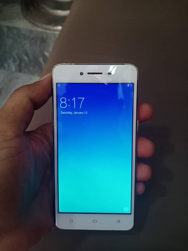 OPPO A37 0
