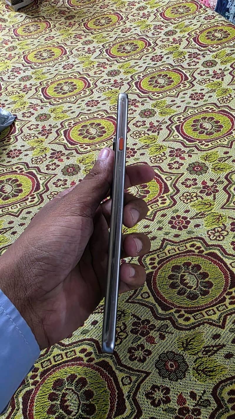 Tecno CAMON 40 3