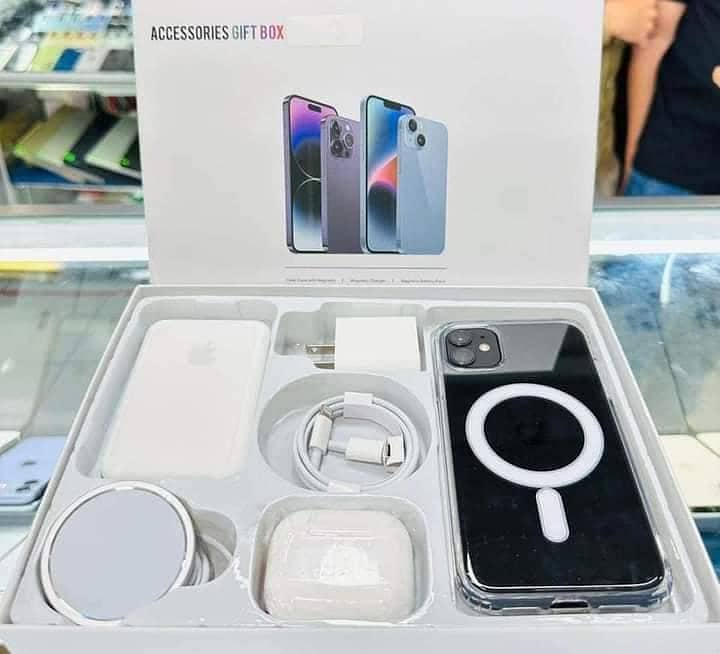Apple iPhone 14 Pro Max 0