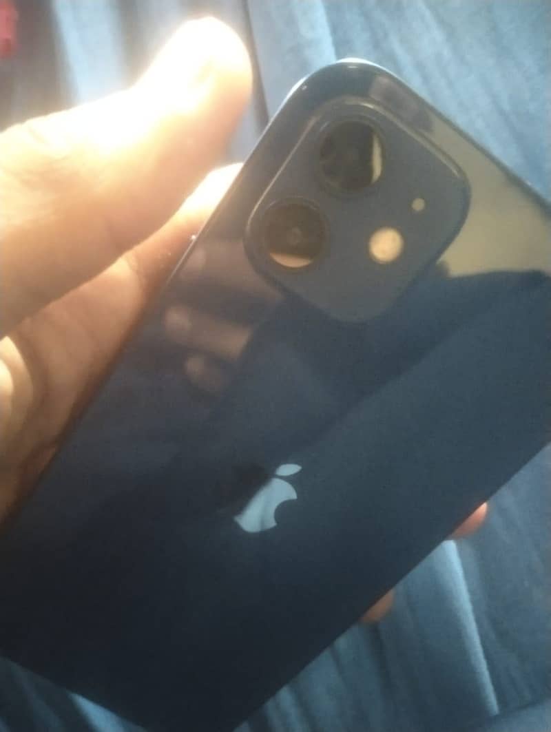 Apple iPhone 12 0
