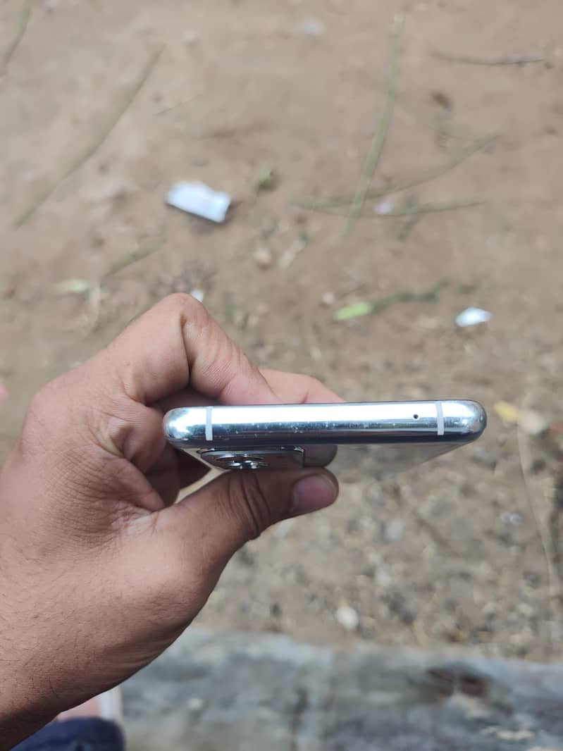 One Plus 9 Pro 3