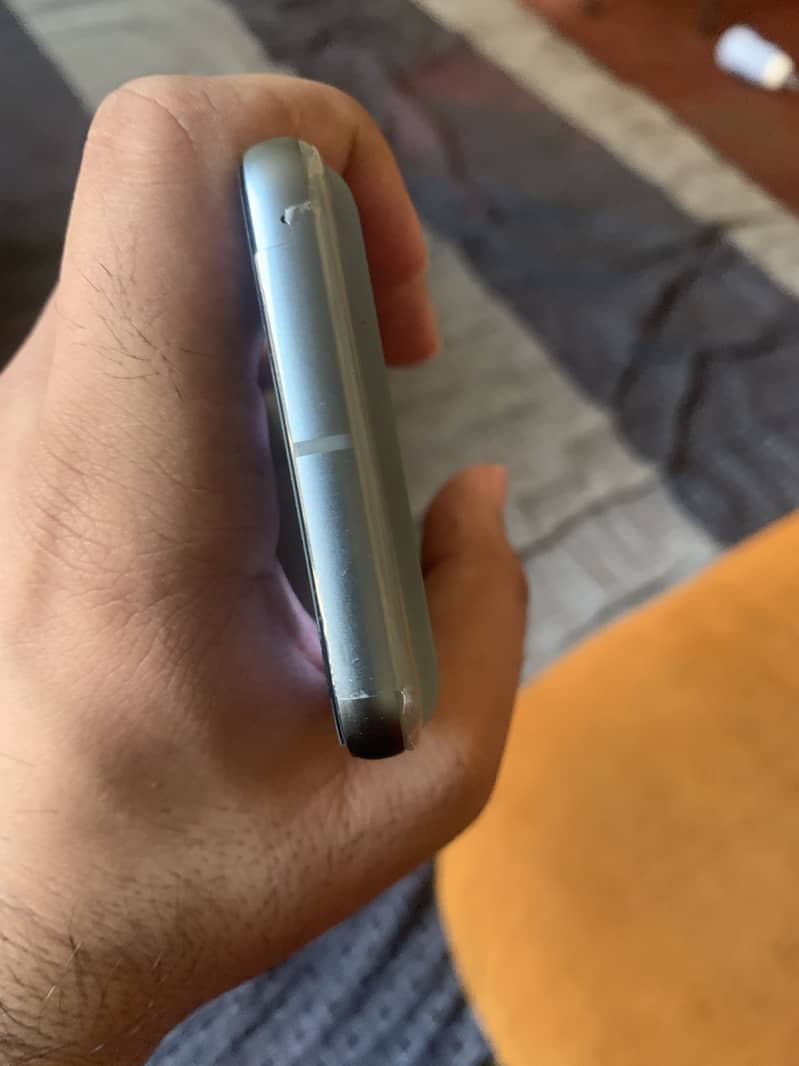 Google Pixel 8 2