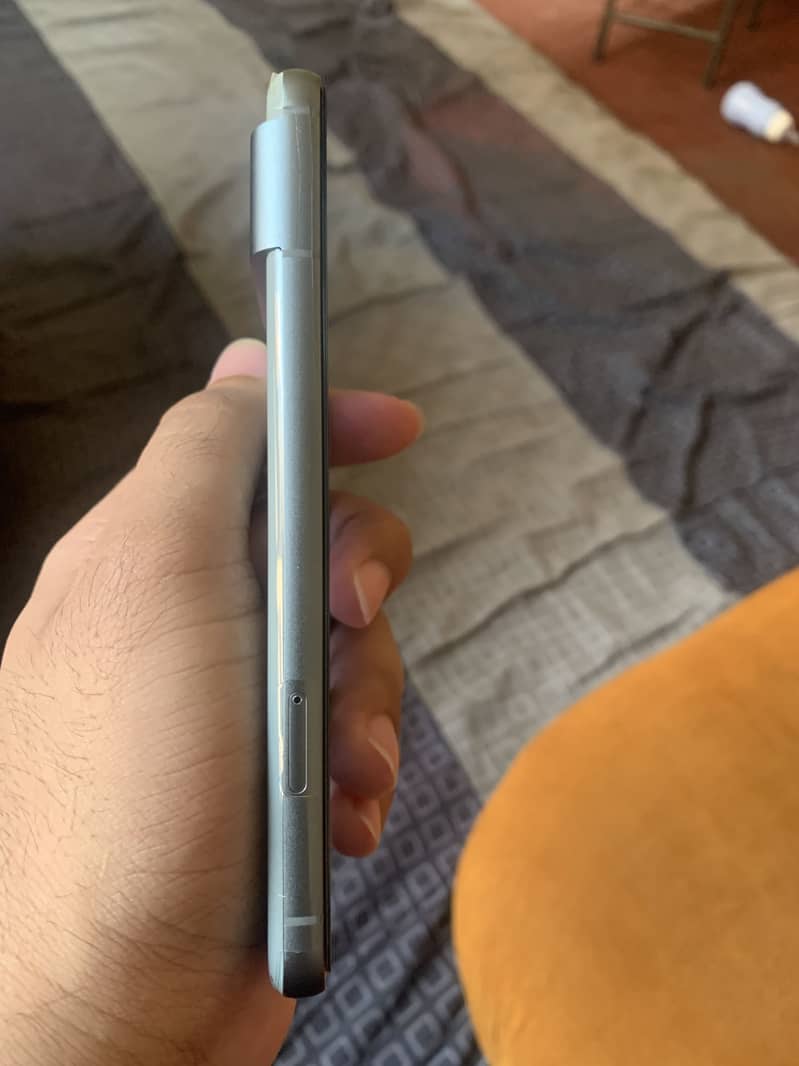 Google Pixel 8 3