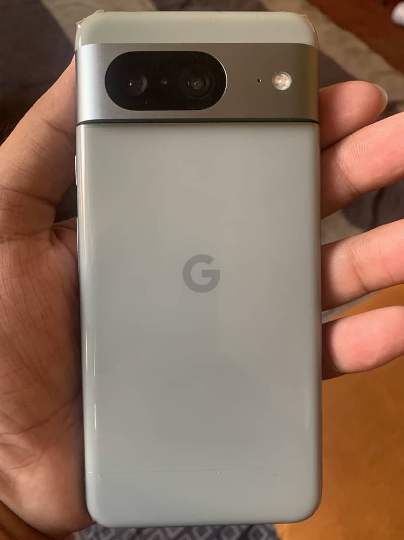 Google Pixel 8 5