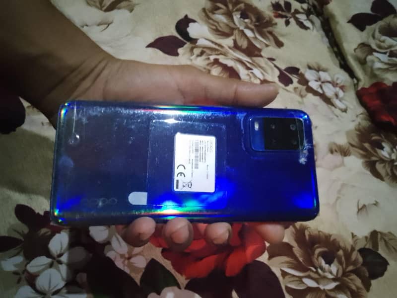 OPPO A54 4