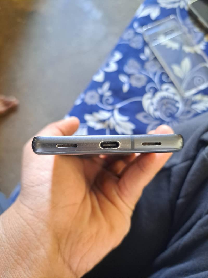 Google Pixel 7a 3