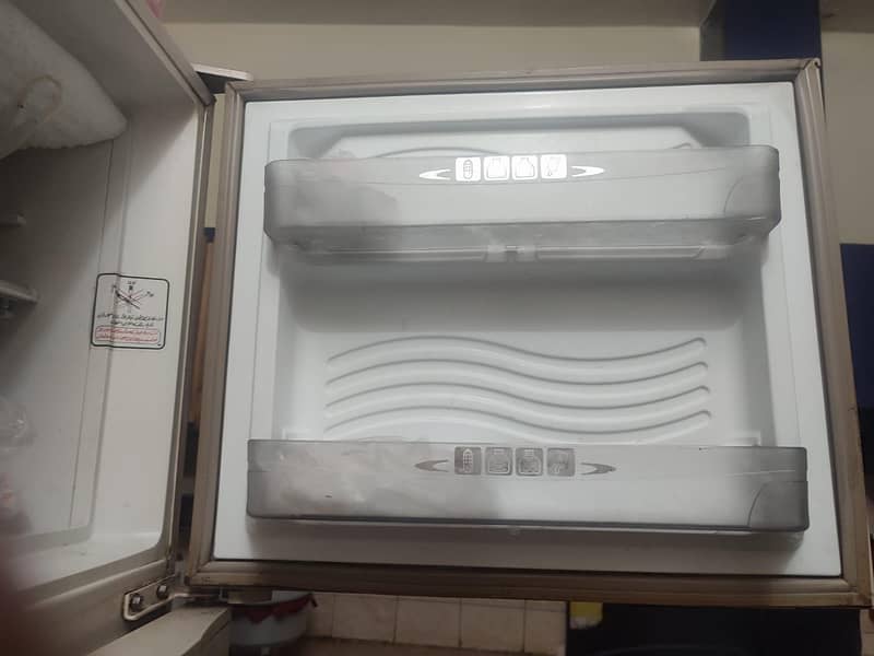 Dawlance Refrigerator 2