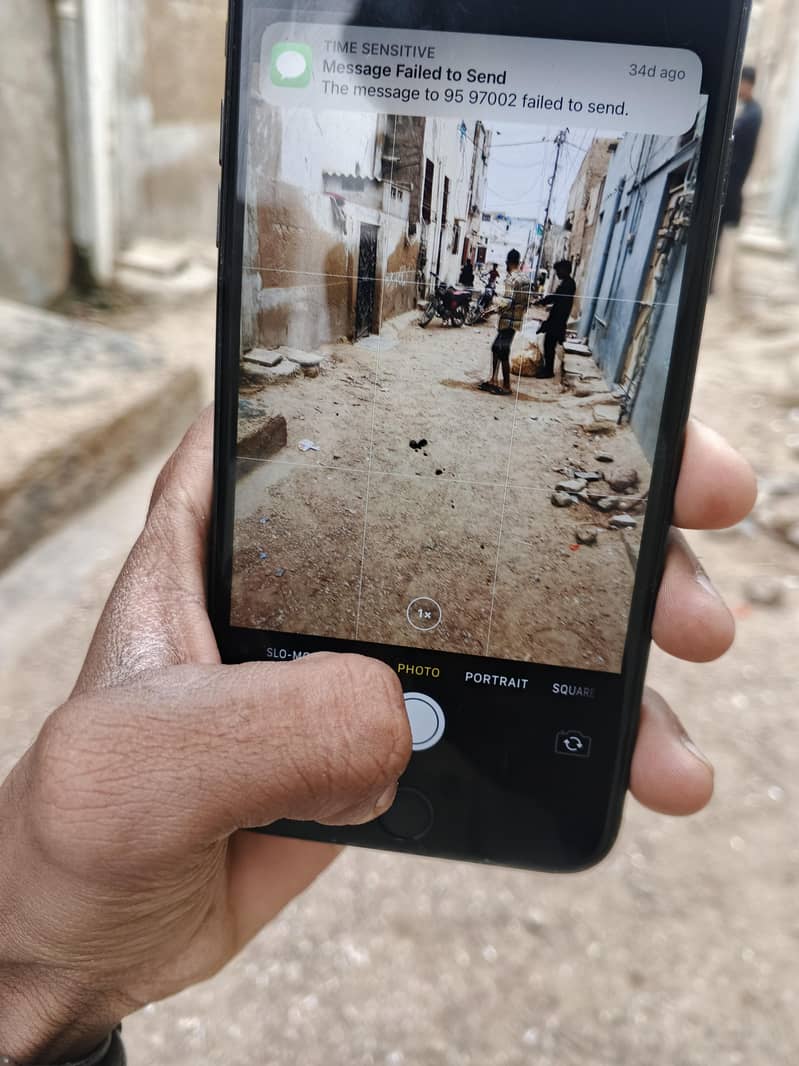 Apple iPhone 7 Plus 2