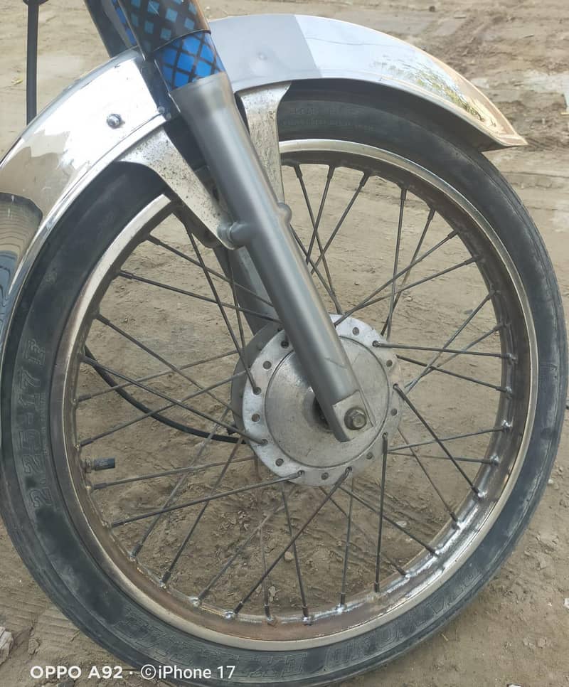 Crown 70 Good Condition 7